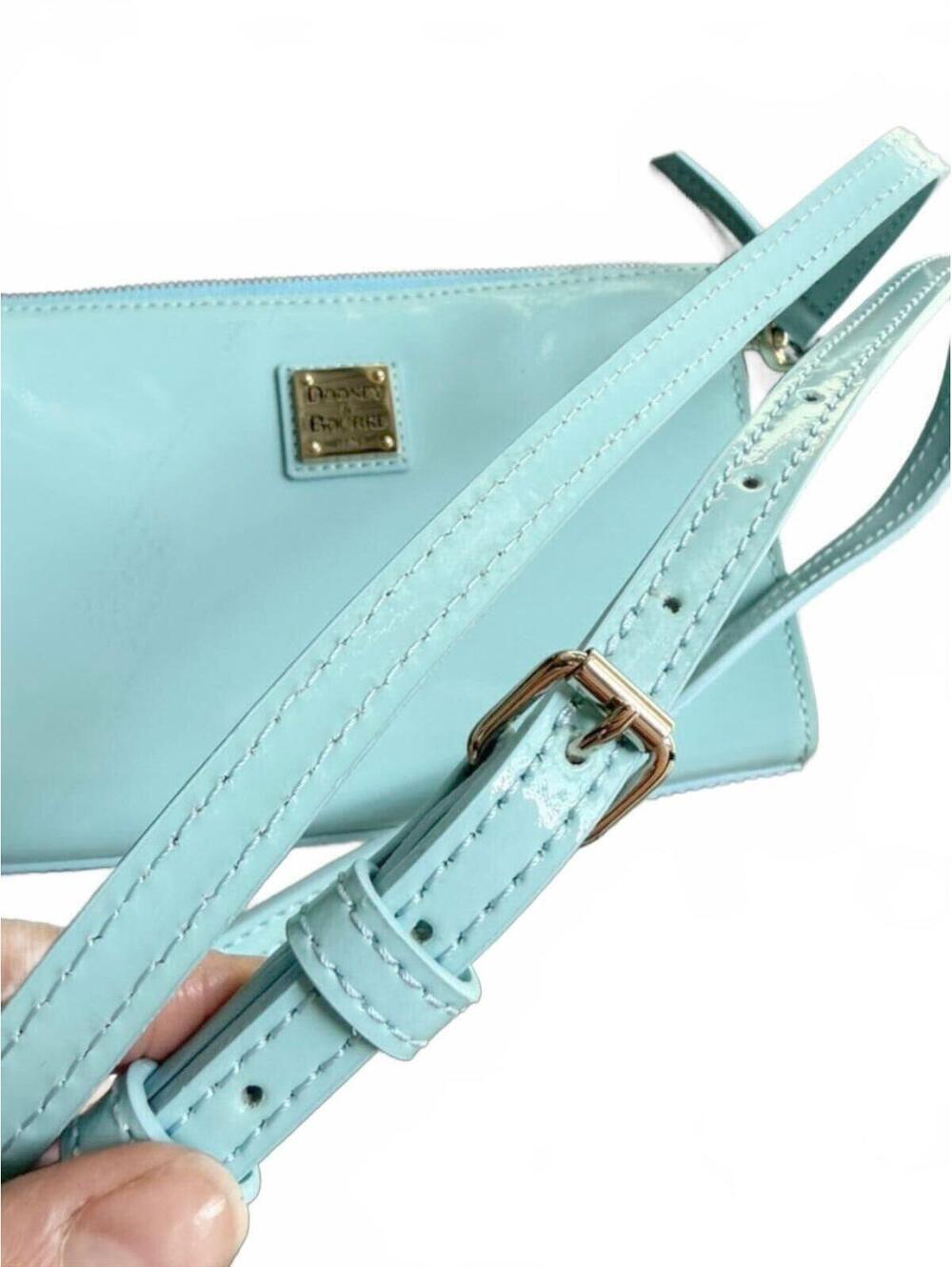 VTG Dooney & Bourke Sea Glass Blue Patent Leather Crossbody - Picture 4 of 10